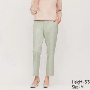 Uniqlo Work 2 Way Stretch Ankle Straight Pants in Light Sage Green Size: XS
